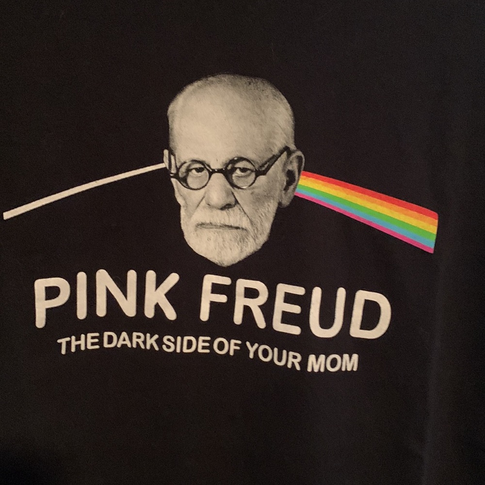 Pink Freud - The Darkside of Your Mom tshirt Large
